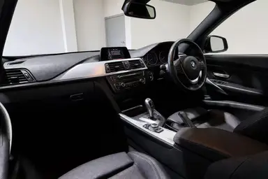 2015 BMW 316i