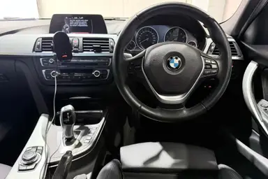 2015 BMW 316i
