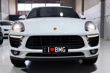 2015 Porsche Macan S