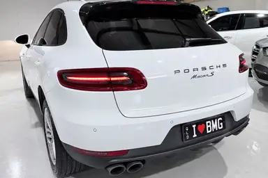 2015 Porsche Macan S