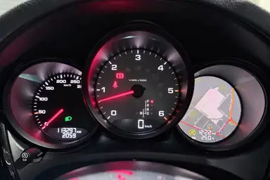 2015 Porsche Macan S
