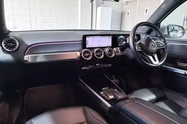 2022 Mercedes Benz