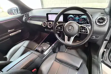 2022 Mercedes Benz